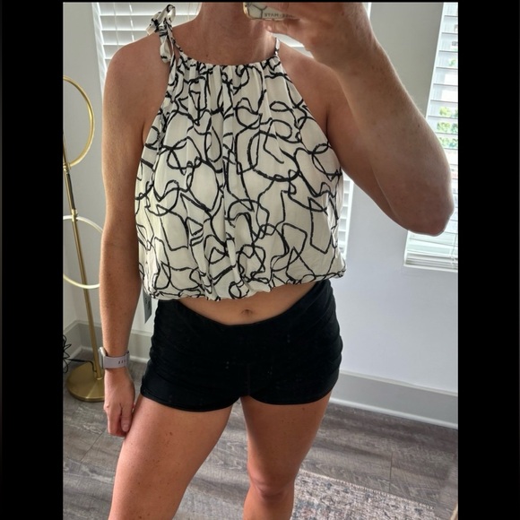 ASTR The Label Cecile sleeveless top - Picture 6 of 11